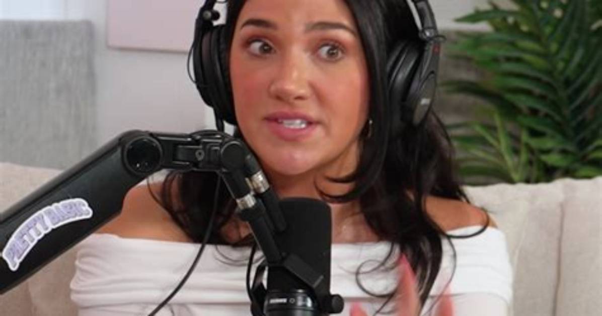 Danielle Carolan Tiktok Faq: Everything to Know About Her Net Worth, Career, and Nyc Life