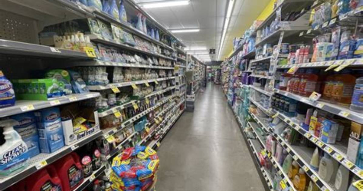 Dollar General Phone Aisle Breakdown: in-Store Prices and Carrier Deals