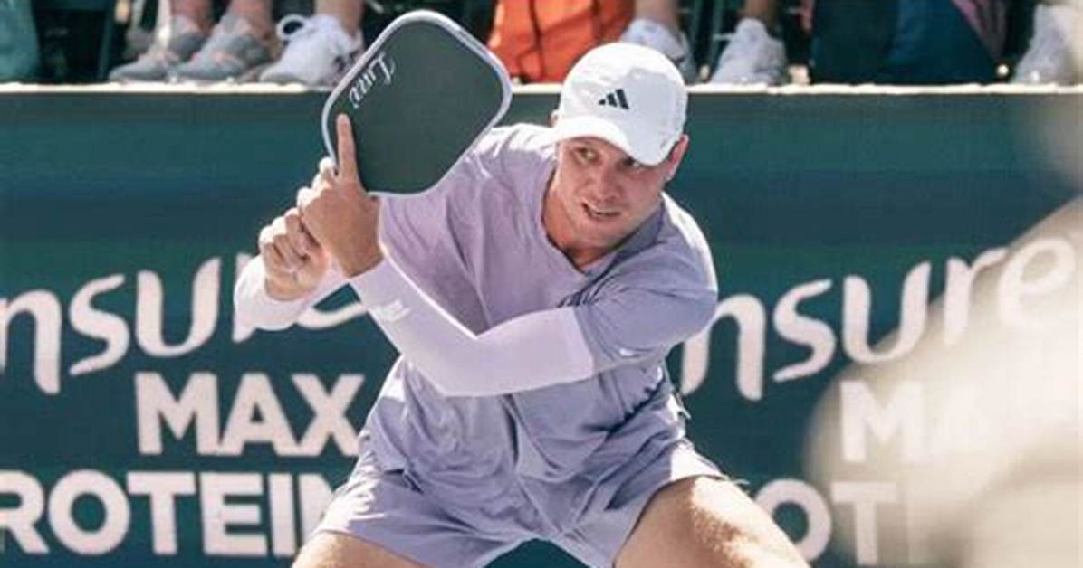Inside Chris Olsen's Rise: How 14 Million Tiktok Followers Led to a Revealing Memoir