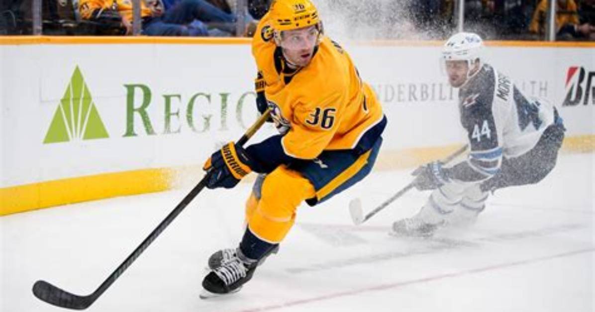 Is Luke Schenn Really 6-Foot-2? Fact-Checking the Veteran Defenseman's Size