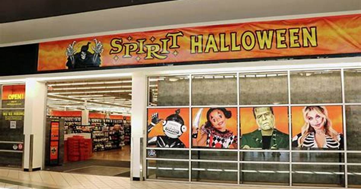 Is Spirit Halloween Open on Halloween Day 2025? Hours, Restocks, and Clearance Facts