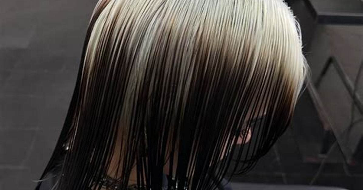 Is the Ghost Roots Trend Easy to Pull off? Colorists Fact-Check Wwd's Bold Claim