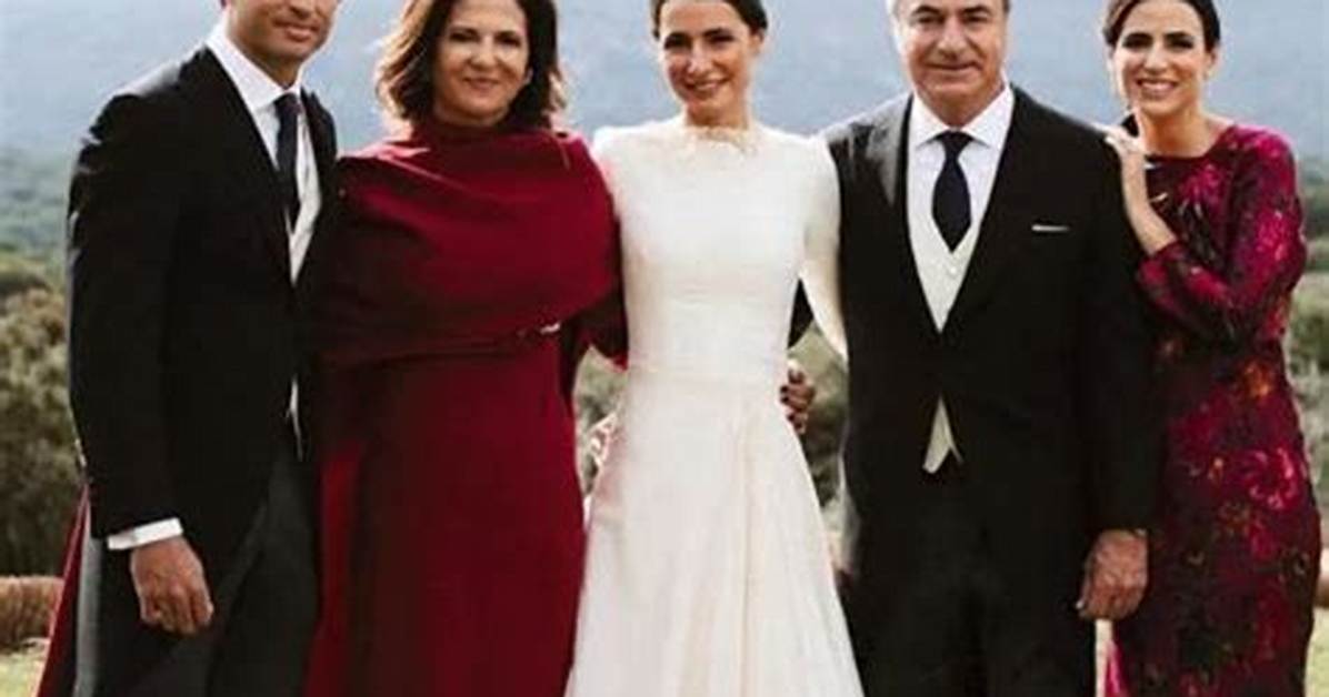 Meet Carlos Sainz's Sisters: Inside the Private Lives of Blanca and Ana Sainz
