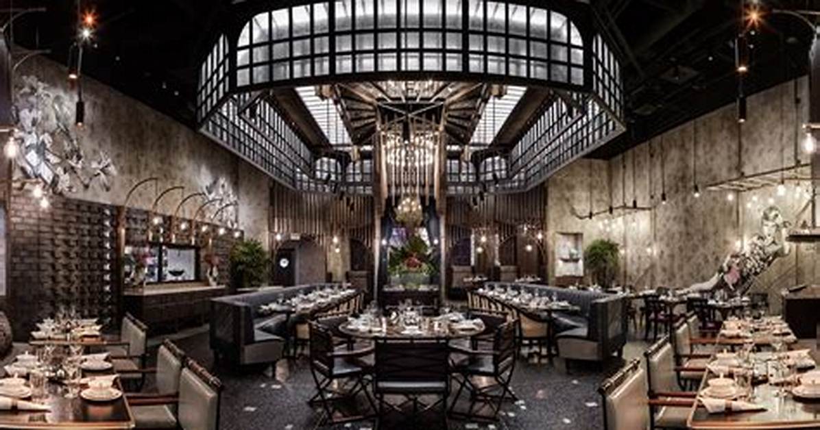 The Venetian Dining Timeline: from Legacy Steakhouses to Michelin Status